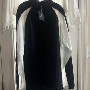 Jordan zip up